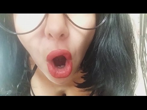 ❤️ ハニー、義理の母が今日は学校に行かせてくれないの...。って、そんなことあるわけないだろ...。 ❤❌ 自家製ポルノ ❌️❤